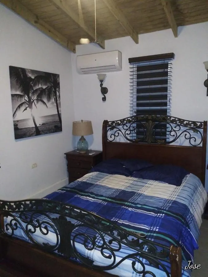 Отель Casita Dierubi Аньяско
